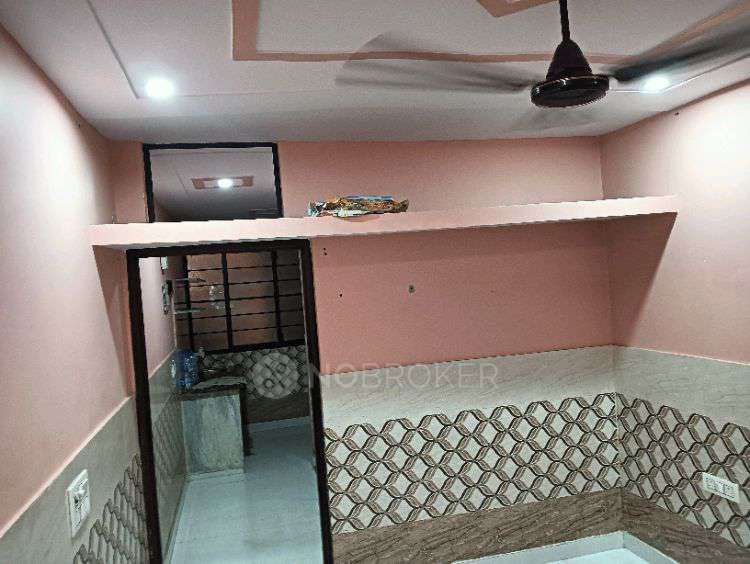 1 RK Flat for Rent  In Aggarwal Dharamshala