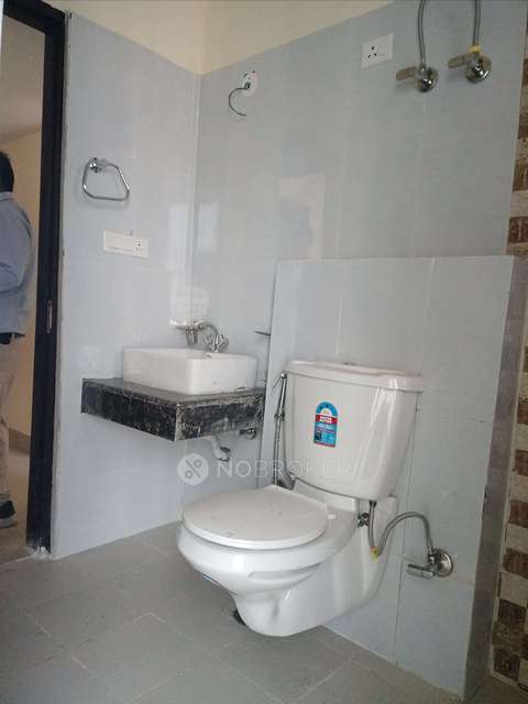 3 BHK Flat In Sikka Karnam Greens For Sale  In Sector 143b, Sector 143b, Noida