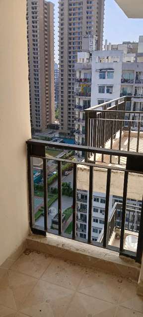 3 BHK Flat In Sikka Karnam Greens For Sale  In Sector 143b, Sector 143b, Noida