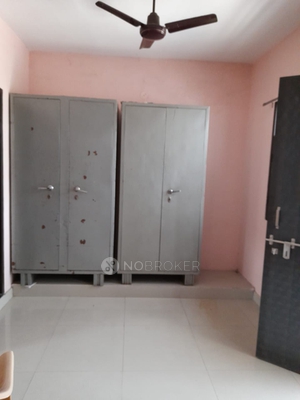 1 RK Flat In Standalone Building  for Rent  In Sector 45