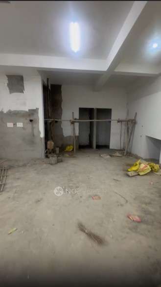 Showroom in Bhondsi, Gurgaon for Rent 