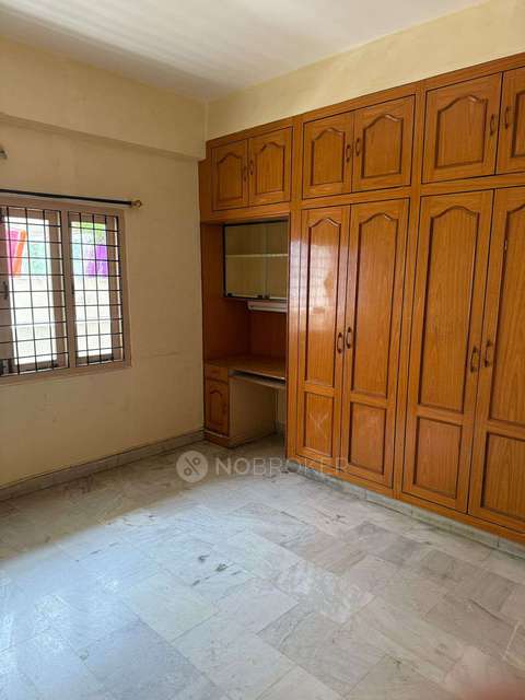 2 BHK Flat In Ram Niwas  For Sale  In Amberpet