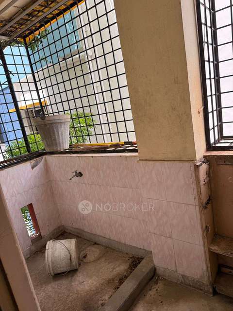 2 BHK Flat In Ram Niwas  For Sale  In Amberpet