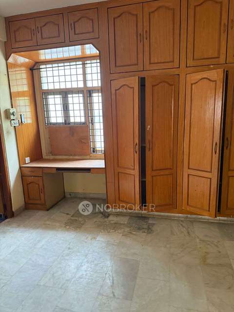 2 BHK Flat In Ram Niwas  For Sale  In Amberpet