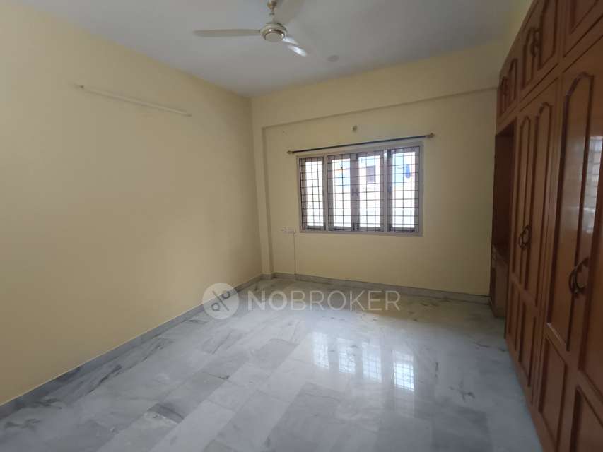 2 BHK Flat In Ram Niwas  For Sale  In Amberpet