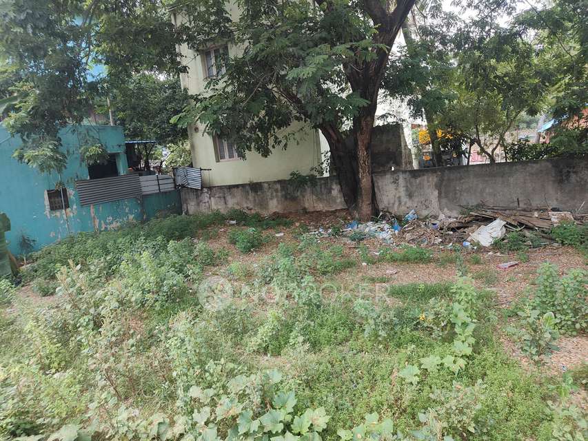 Plot For Sale  In Valasaravakkam
