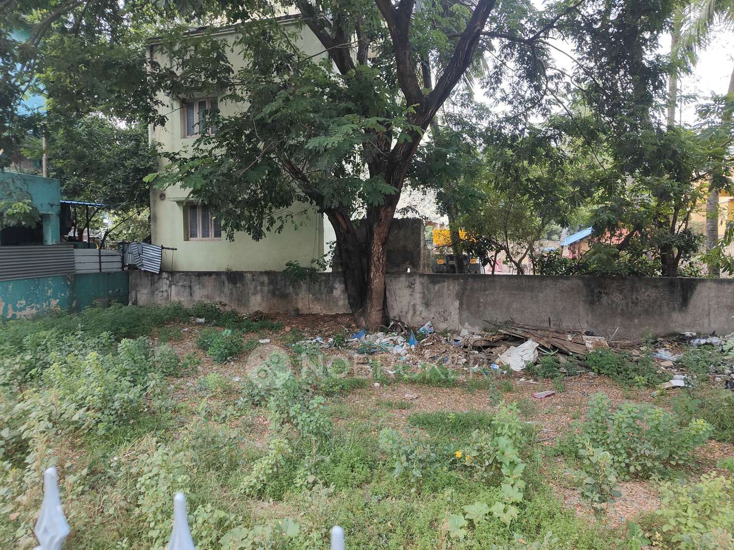 Plot For Sale  In Valasaravakkam