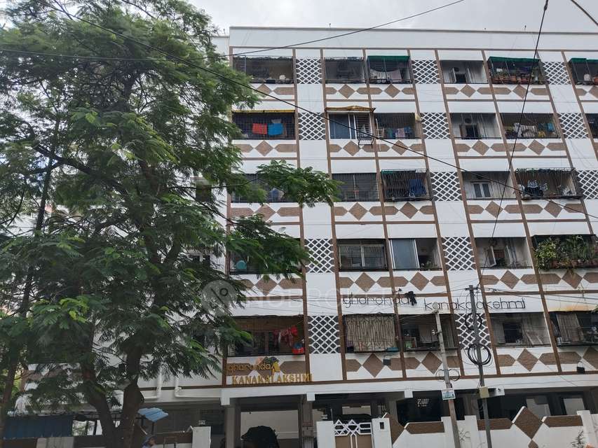 2 BHK Flat In Gharonda Kanakalakshmi Apartment For Sale  In Padmarao Nagar