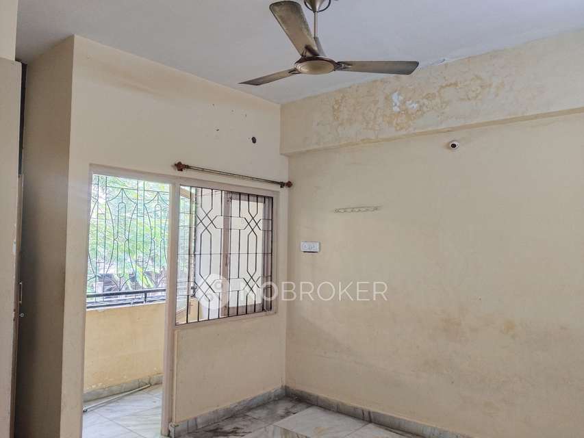 2 BHK Flat In Gharonda Kanakalakshmi Apartment For Sale  In Padmarao Nagar