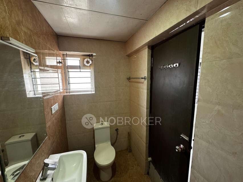 2 BHK Flat In Vistar Elegance For Sale  In Venugopal Layout Park, Rt Nagar