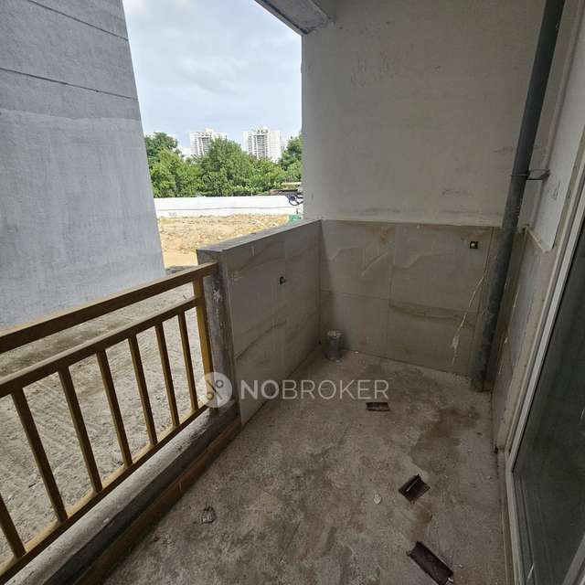 3 BHK Flat In Sai Sarovar, Krishnarajapura For Sale  In Krishnarajapuram