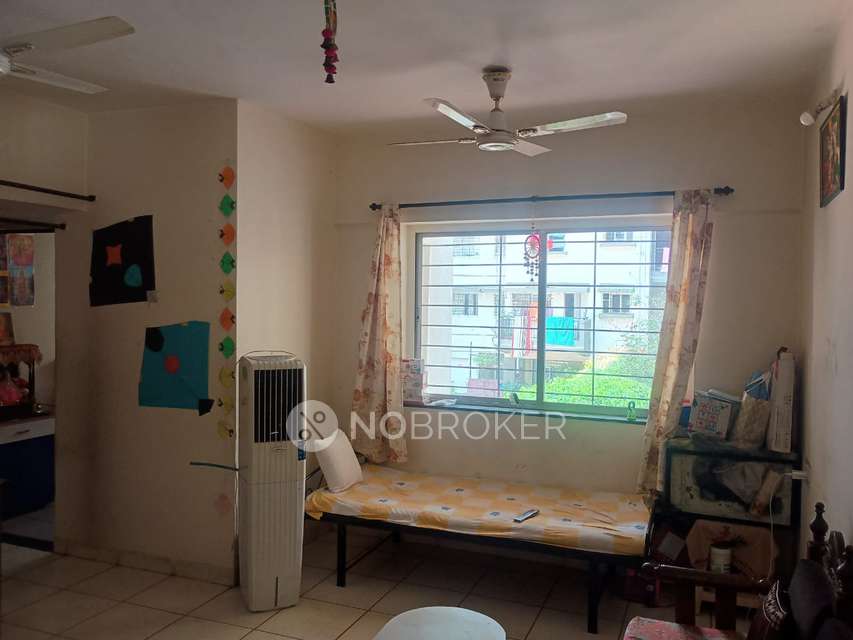 2 BHK Flat In Varun Pavan Chs For Sale  In Dhayari