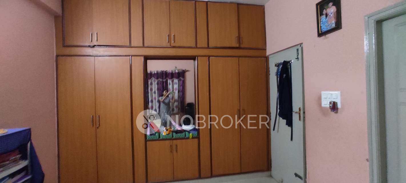 2 BHK Flat In Apurva Enthrall For Sale  In Hebbal