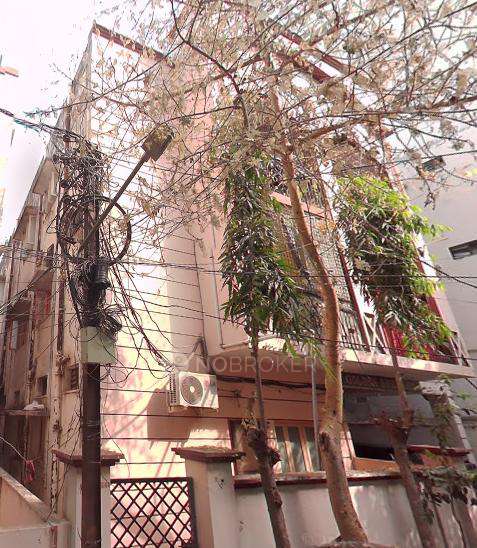 2 BHK Flat In Golden Residency For Sale  In Tolichowki