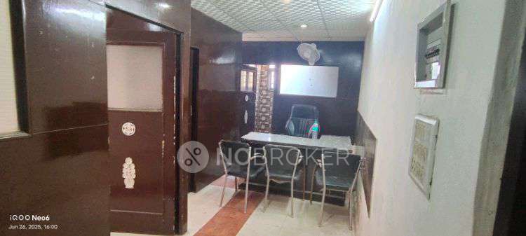 Office Space in Ocean Complex, Noida for Rent 