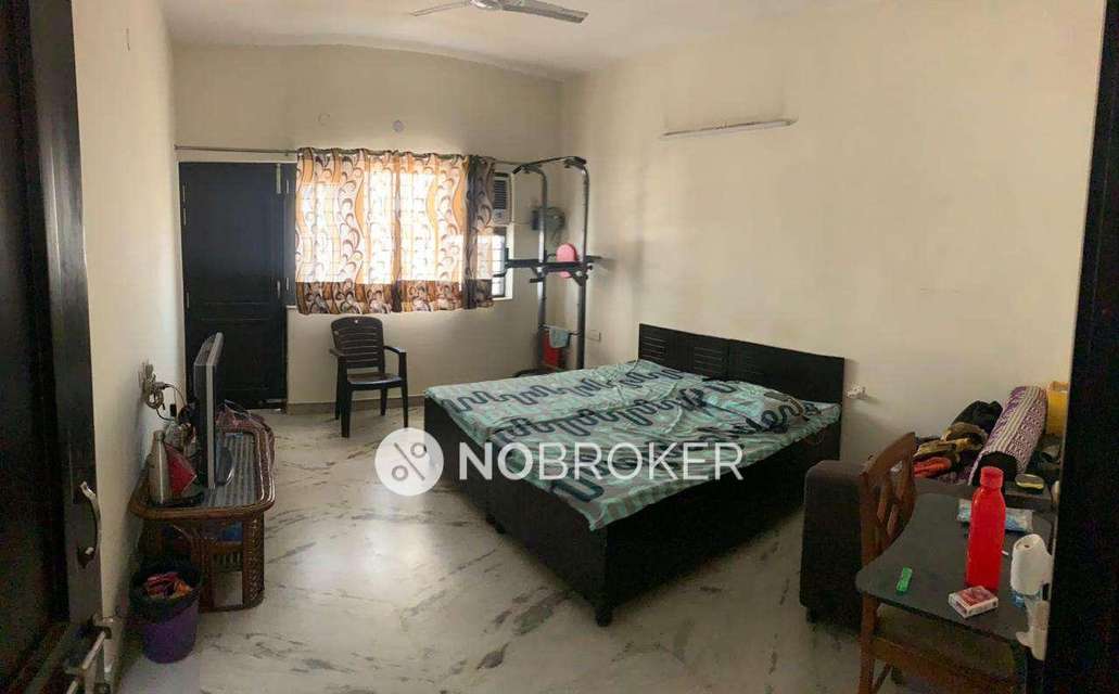 4+ BHK Flat For Sale  In Sector 46