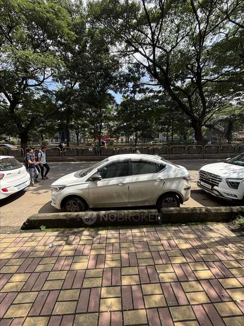 Office Space in Chinchwad, Pune for sale 