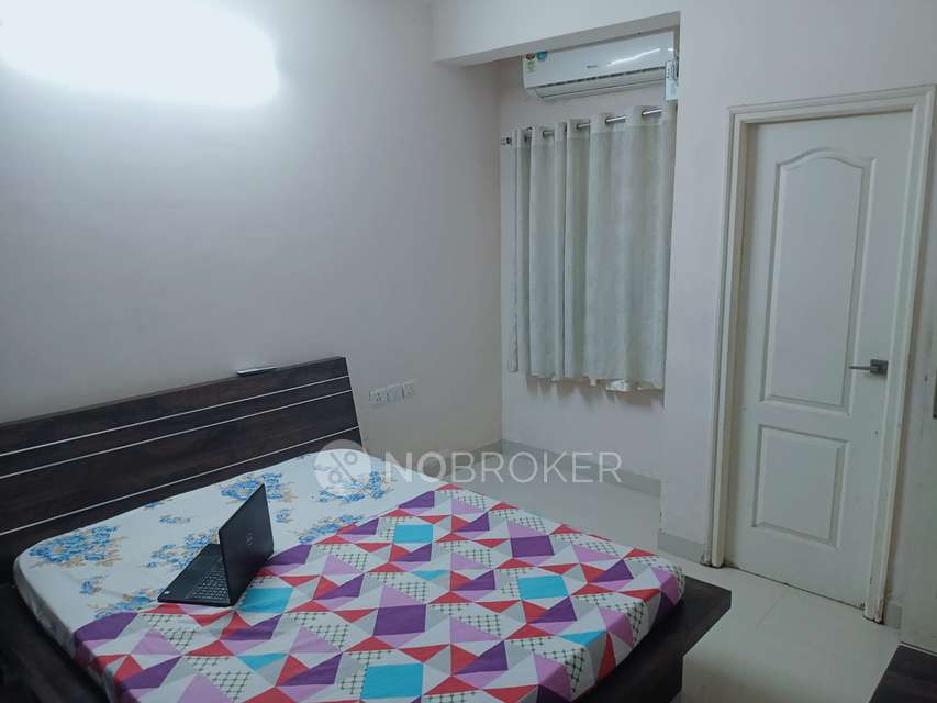 2 BHK Flat In Isha Gayatri, Kolapakkam For Sale  In Kolapakkam
