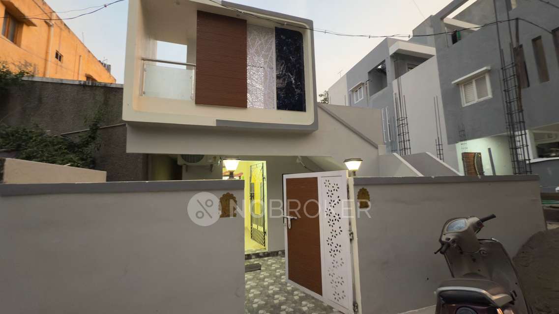 PG for Boys in 4, Gokul Street