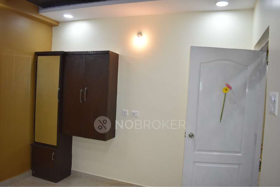 2 BHK Flat In Svs Avaasa For Sale  In Chanda Nagar