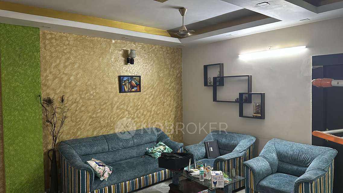 4 BHK Flat In Freedom Fighters Enclave, Sainik Farm for Rent  In Freedom Fighters Enclave, Saket