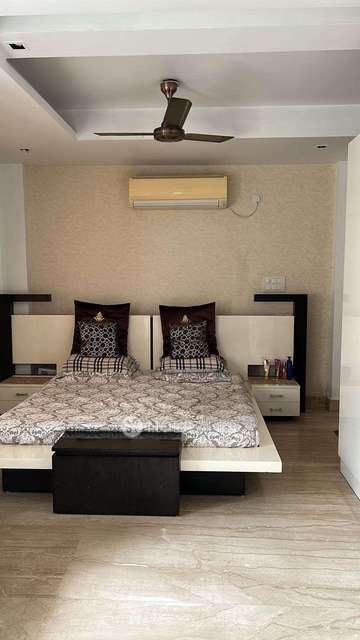 4 BHK Flat For Sale  In Safdarjung Enclave