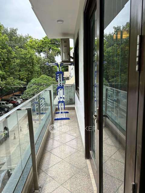 4 BHK Flat For Sale  In Safdarjung Enclave