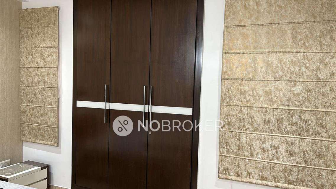 4 BHK Flat For Sale  In Safdarjung Enclave