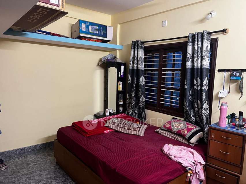 4+ BHK House For Sale  In Benson Town