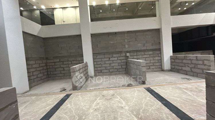 Shop in 150, Noida for Rent 
