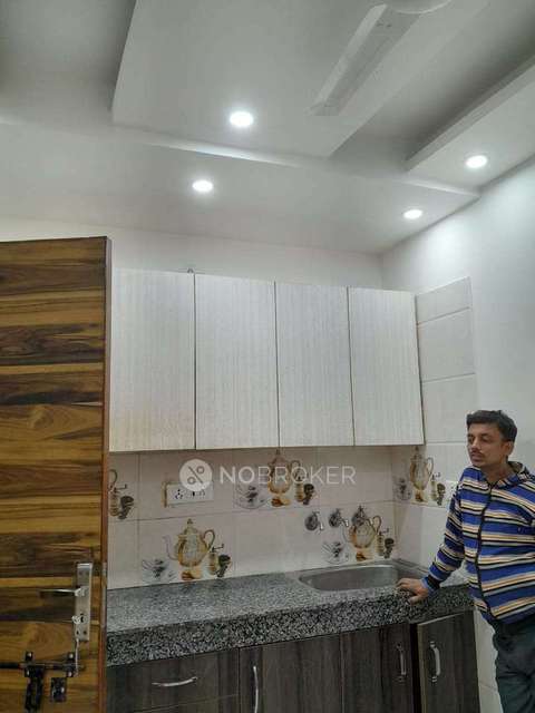 1 BHK Flat for Rent  In Budh Nagar