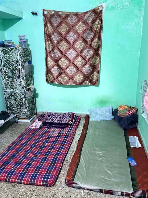 Single Room for Female In 1 BHK  In Chinchwad