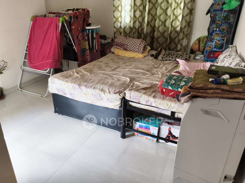 2 BHK Flat In Lanke Westen Tower For Sale  In Wakad