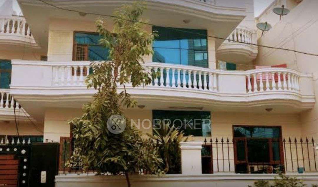 PG for Boys in Sector 21