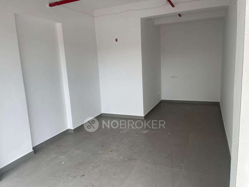 Shop in Maan Tower, Pune for Rent 