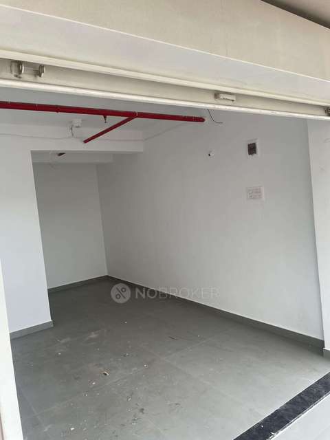 Shop in Maan Tower, Pune for Rent 