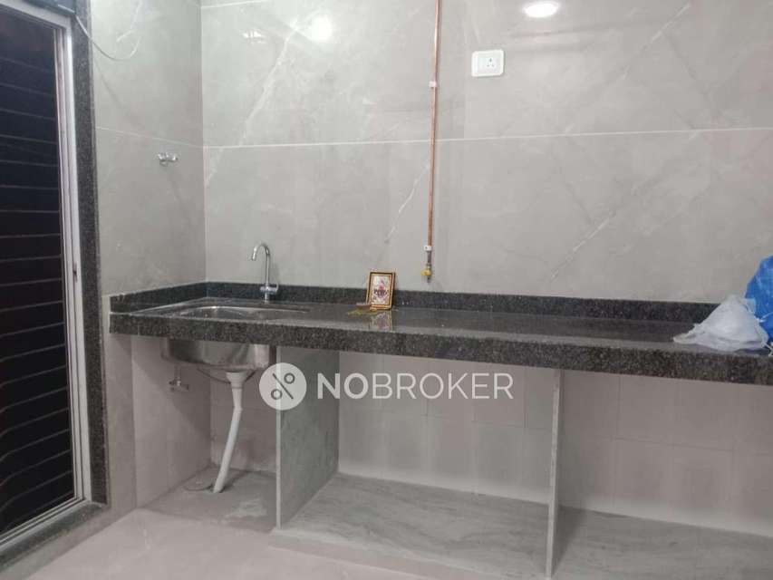 2 BHK Flat In Apartment For Sale  In Kandivali West