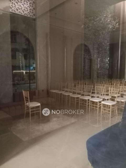 2 BHK Flat In Apartment For Sale  In Kandivali West