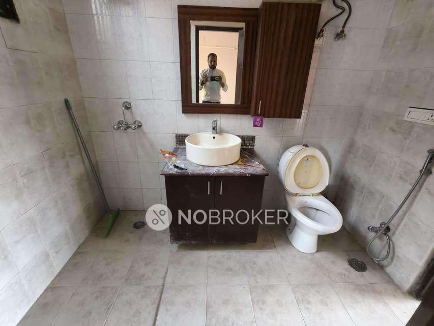 3 BHK Flat In Ss The Lilac, Sector 49 For Sale  In Sector 49