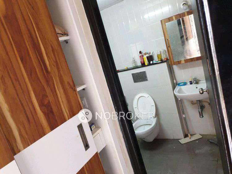 1 BHK Flat In Svamitva Emerald Square For Sale  In Bommasandra