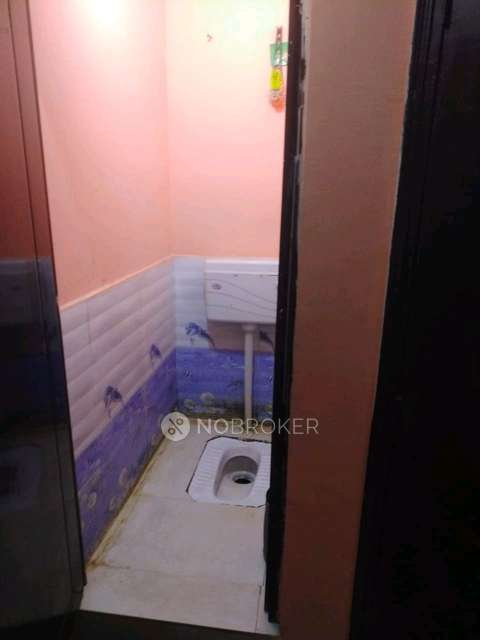 1 BHK Flat In Mandawali For Sale  In Patparganj