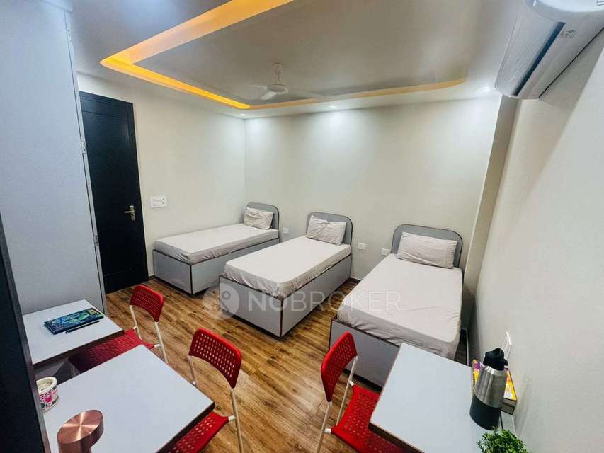 PG for Girls in Laxmi Nagar