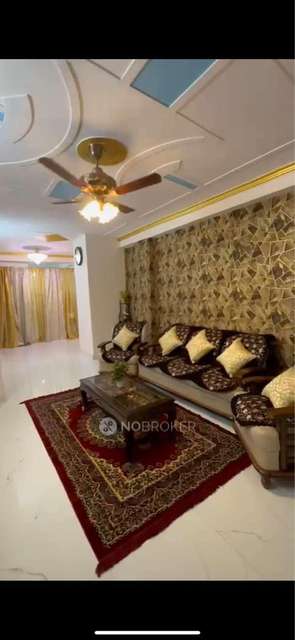 4 BHK Flat In Kanchan Kunj  For Sale  In Madanpur Khadar