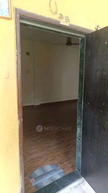 1 RK Flat In 111 Mangala Prasad Chawl Ganesh Nagar Ambewadi Kalachowki Mumbai 40033 for Rent  In Lalbaug