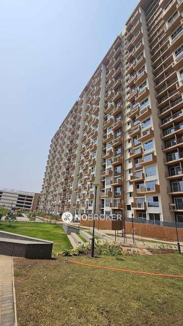 2 BHK Flat In Godrej Boulevard  For Sale  In Manjri Khrud