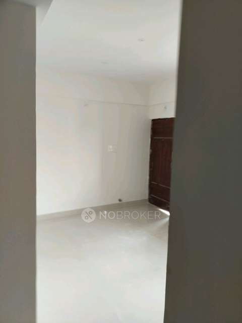 2 BHK Flat In Nakshatra Apartment For Sale  In Hoodi