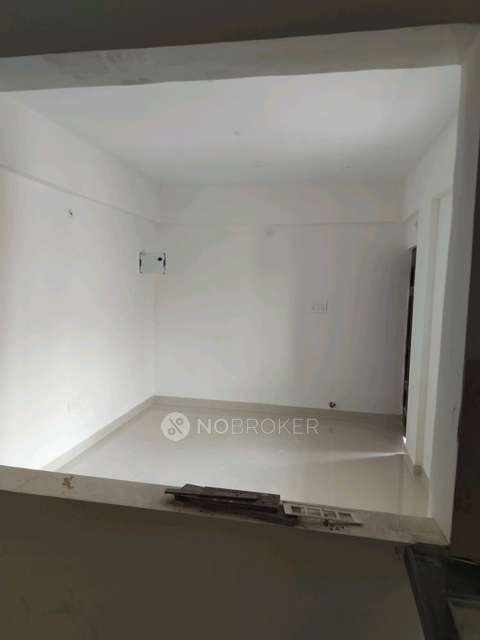 2 BHK Flat In Nakshatra Apartment For Sale  In Hoodi