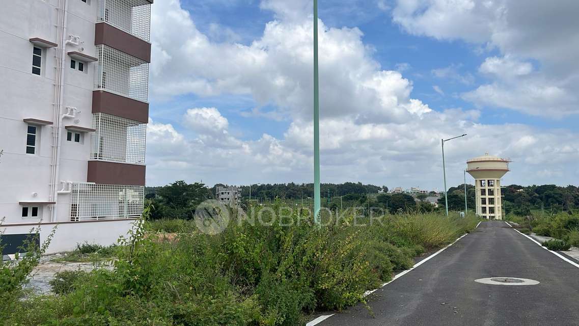 Plot For Sale  In Npkl Layout In Bheemanakuppe