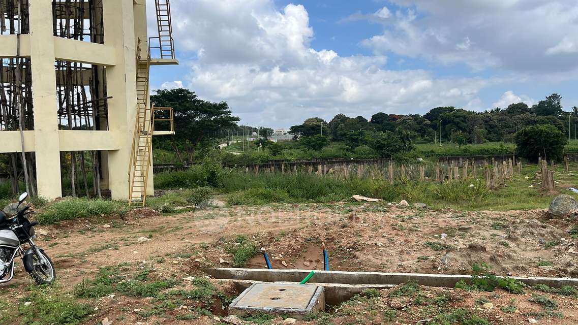 Plot For Sale  In Npkl Layout In Bheemanakuppe