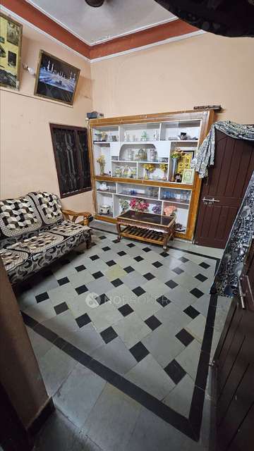 4+ BHK House For Sale  In Amberpet